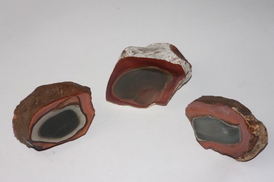 Polychrome jasper cuts