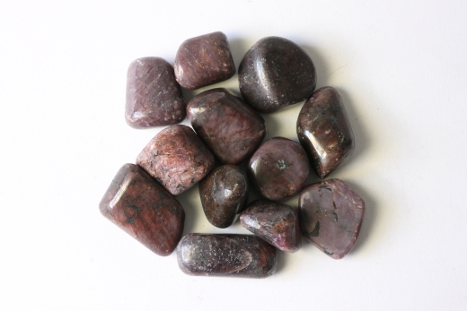 250gr. Rubin Trommelsteine, Indien