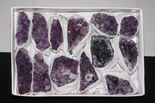 1 Small-Karton Amethyst-Stufen Uruguay B