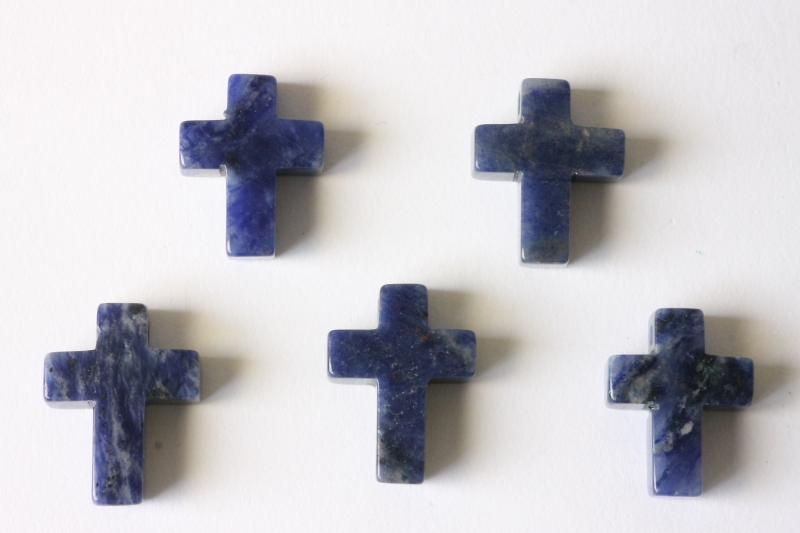 Set of 5 cross drilled sodalite