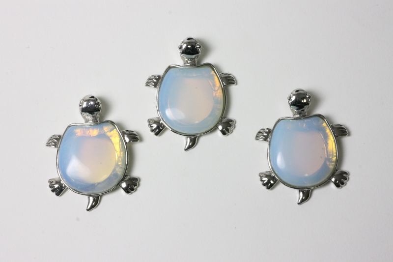 3pcs. Opal glass synthetic turtle pendant