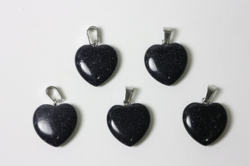 10pcs. Heart pendant 20mm blue sandstone synthetic