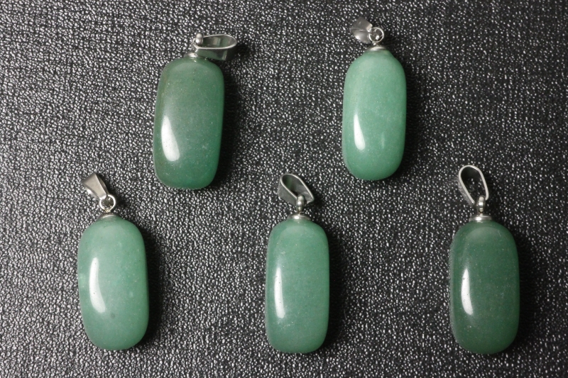 Set of 5 aventurine tumbled stone with eyelet