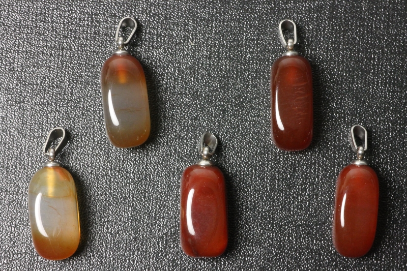 Set of 5 carnelian tumbled stones with eyelet