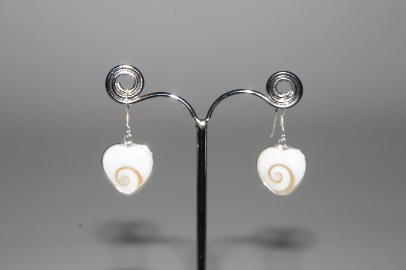 Operculum earrings / silver heart approx. 16mm