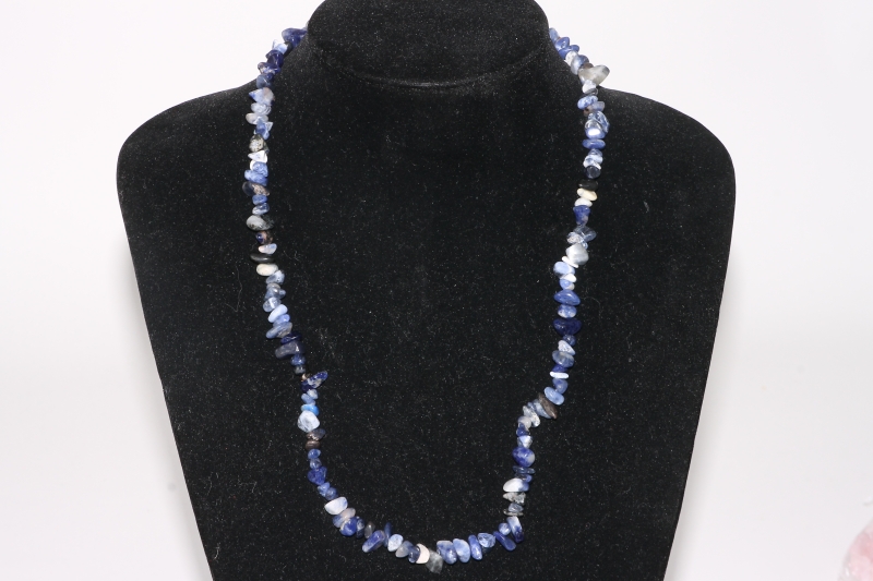 Set of 5 sodalite chips necklace 60cm/carabiner