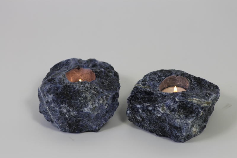 Tealight holder sodalite raw A, Brazil approx.1kg/pc.