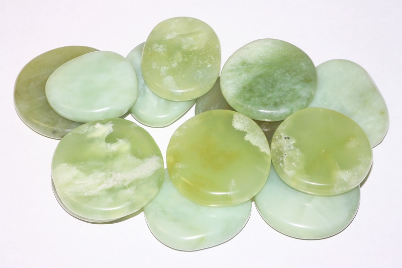 0.5kg China jade (serpentine) pocket stones