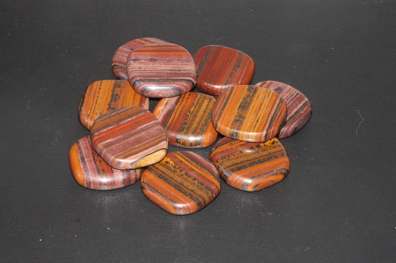 0.5kg tiger iron pocket stones