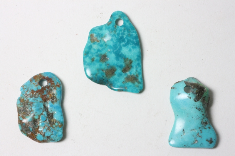 Natural turquoise free-form 4mm geb. 6-8gr.