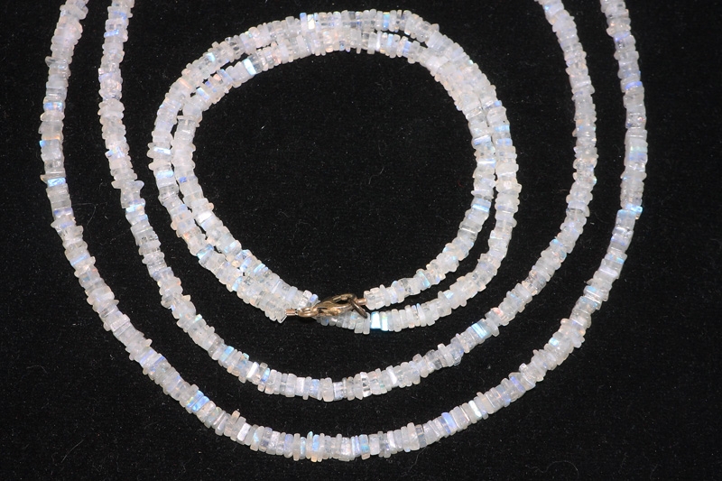 Regenb. Moonstone necklace rectangle approx. 4mm/45cm