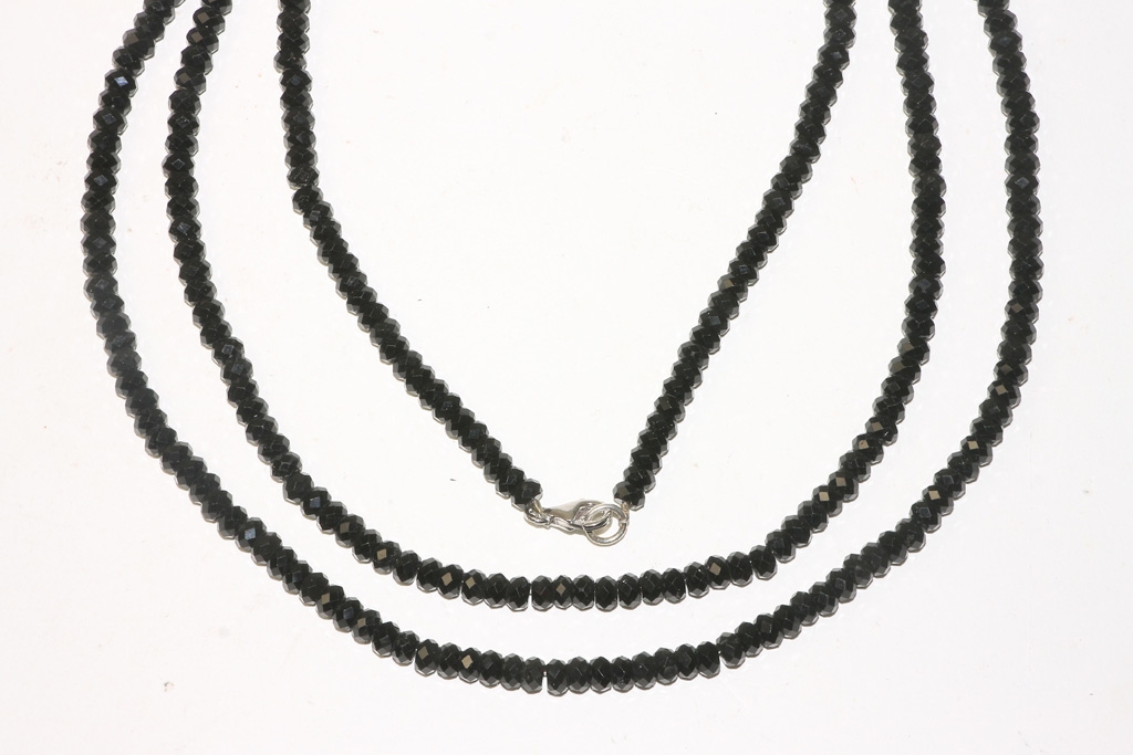 black Torumaline beads fac. chain approx. 4.5-5mm/45cm