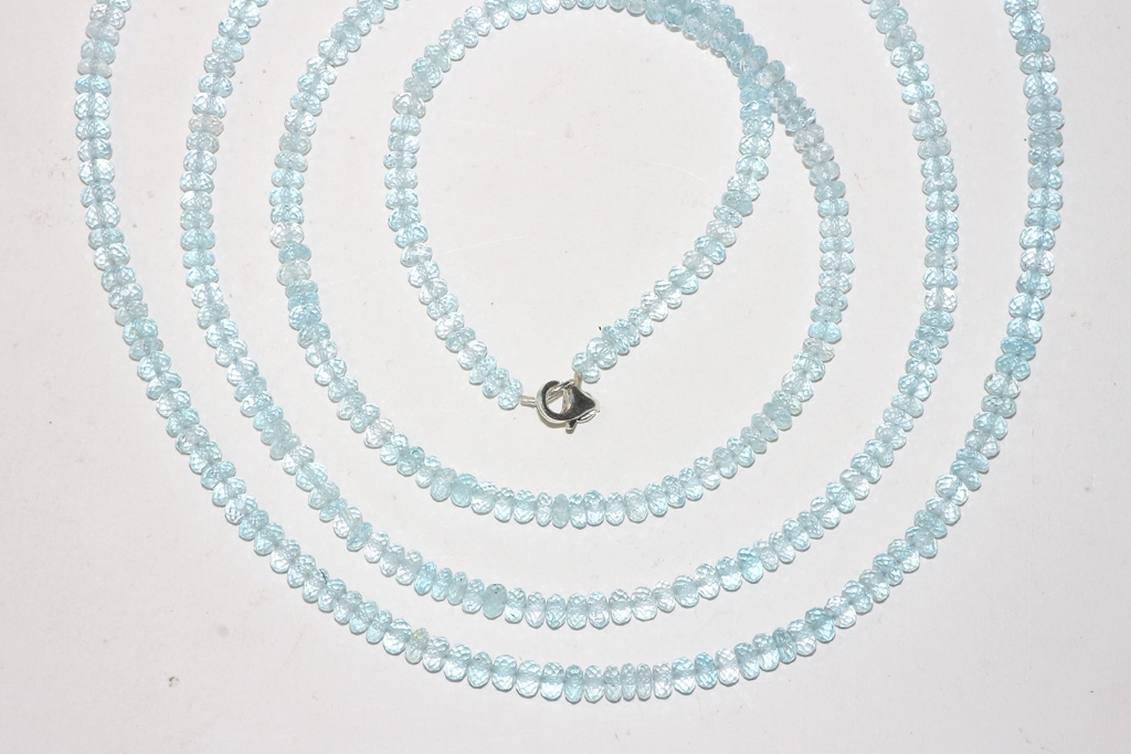 Blue topaz ball chain fac.Blue topaz ball chain fac. approx. 4.5mm/45cm