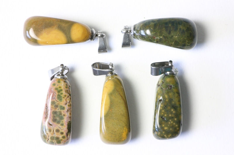 Set of 5 ocean jasper tumbled stones with eyelet