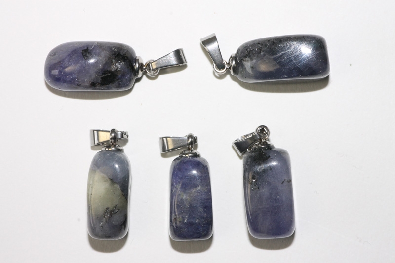 Set of 5 tanzanite tumbled stones with eyelet