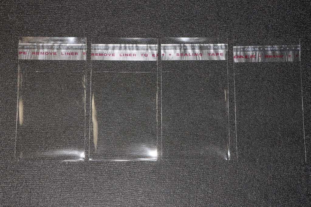 1000pcs. Transparent bags with adhesive strips 70x50mm