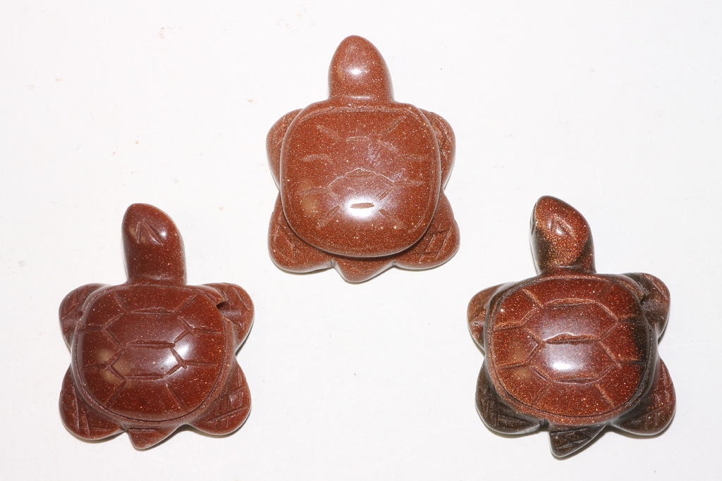 Set of 3 turtles for leather strap, gold sandstone synth.