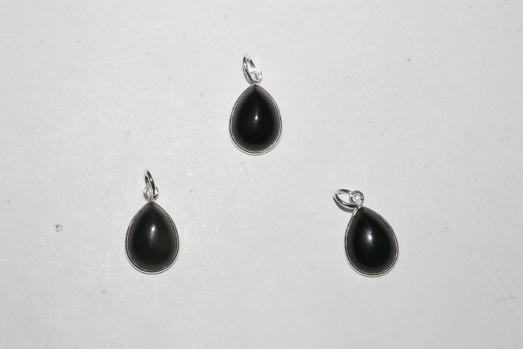 Onyx pendant cab. oval approx. 15x11mm 925 silver