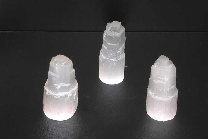 Selenite rod Sky Scraper 8cm