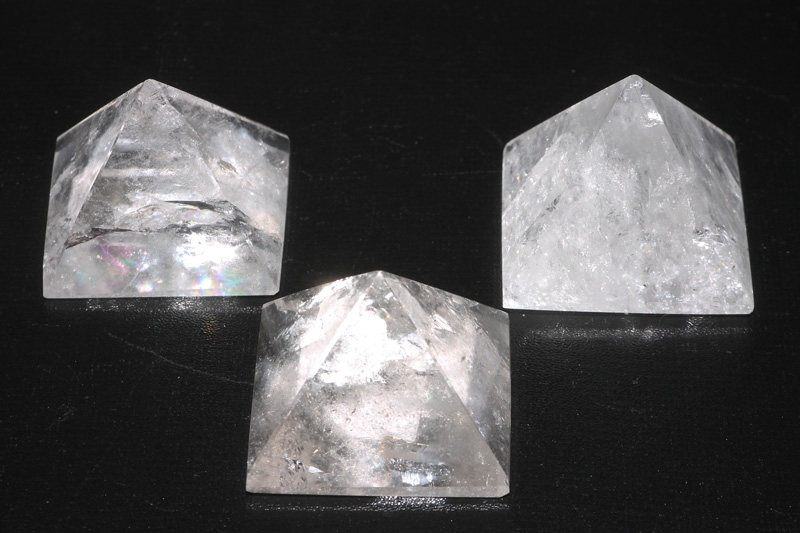 Clear Quartz Pyramid Bras. 40-50 gr