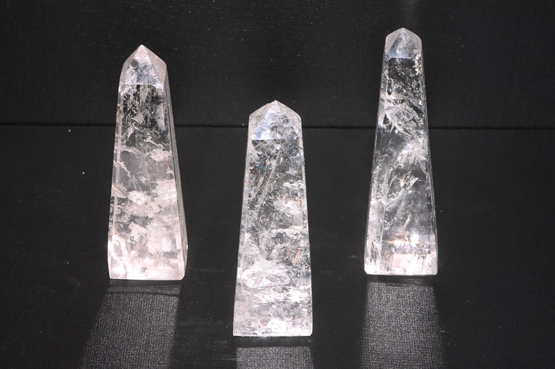 Rock Crystal Obelisk 100-120gr. bra