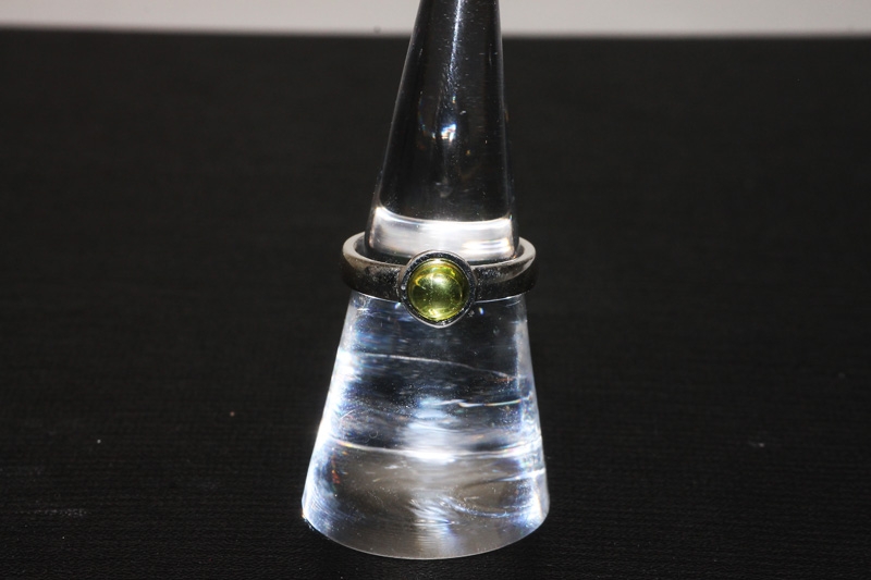 Peridot Ring Cab. 6mm 925erSilber