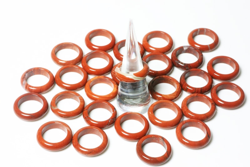 10erSet roter Jaspis Ringe ca.5-5,5mm