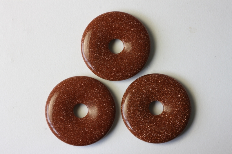 Set of 3 gold sandstone 40mm donuts