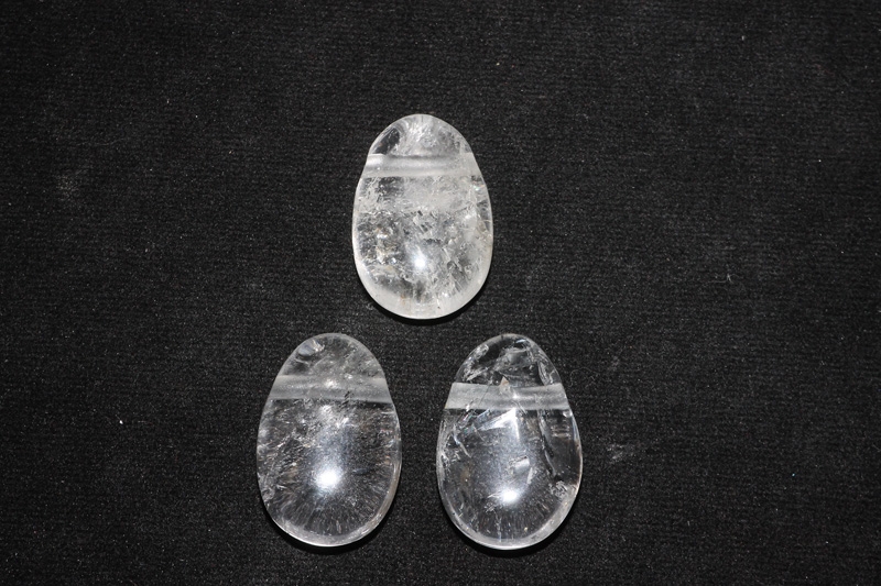 Set of 5 drilled rock crystal tumbled stones