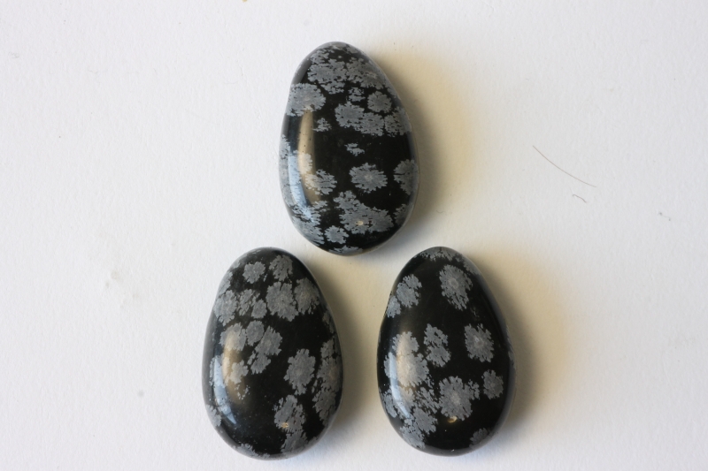 Set of 5 drilled snowflake obsidian tumbled stone