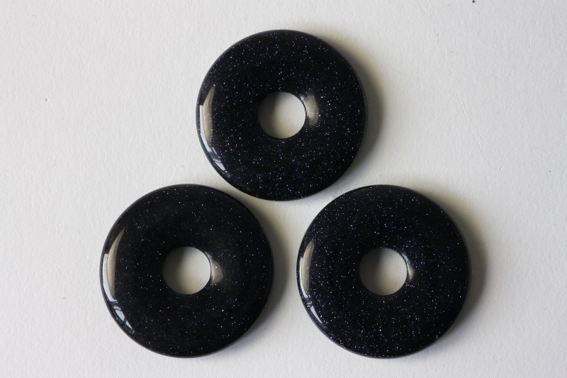 Set of 3 blue sandstone synth. 30mm donuts