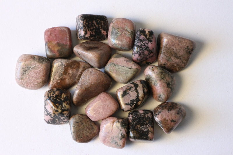 0.5kg Rhodonite Blackline tumbled stones