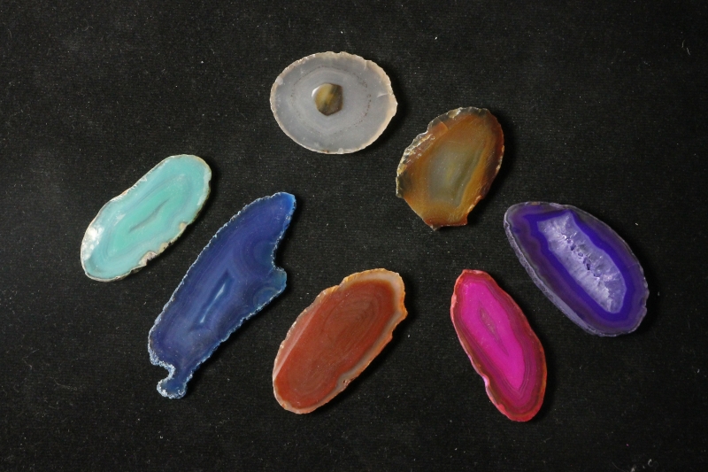 Set of 50 agate slabs 4-6cm A/B-Qual.