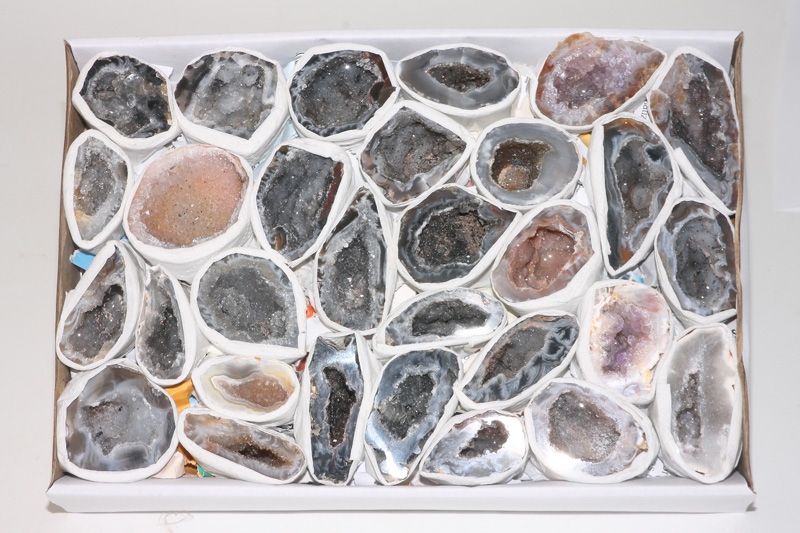 Nut geodes A medium, approx. 25 pcs./5,5cm