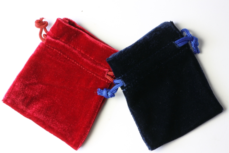 10pcs. Velvet bag approx. 80x100mm