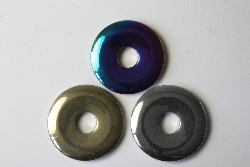 Set of 3 Hematin 40mm donuts colored