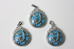 3pcs. Turquoise rec. Dragon pendant round