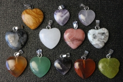 Set of 100 heart pendant mix
