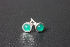 Agate green earsticks 4mm Cab. Sterling-silver