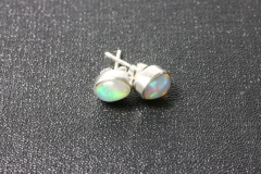 Opal-Ohrstecker Cab. ca.8x6mm 925er Silber