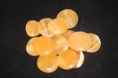 0.5kg orange calcite pocket stones