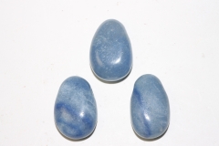 Set of 5 blue quartz tumbled stones drilled