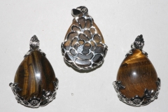 3pcs. Tiger eye teardrop pendant decorated