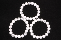 Magnesite Ball Bracelet 10 mm