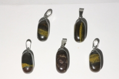 Set of 5 tiger iron tumbled stones with eyelet