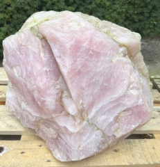 125kg Rose quartz rough stone nigeria XL