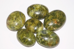 2,5kg Grüner Opal Trommelsteine Jumbo Madag.