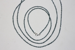 Diamant Kette blau roh 20-21ct. ca.2,7mm/45cm