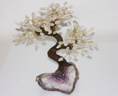Edelstein-Bäumchen XL 36 Äste Bergkristall auf Amethyst-Sockel